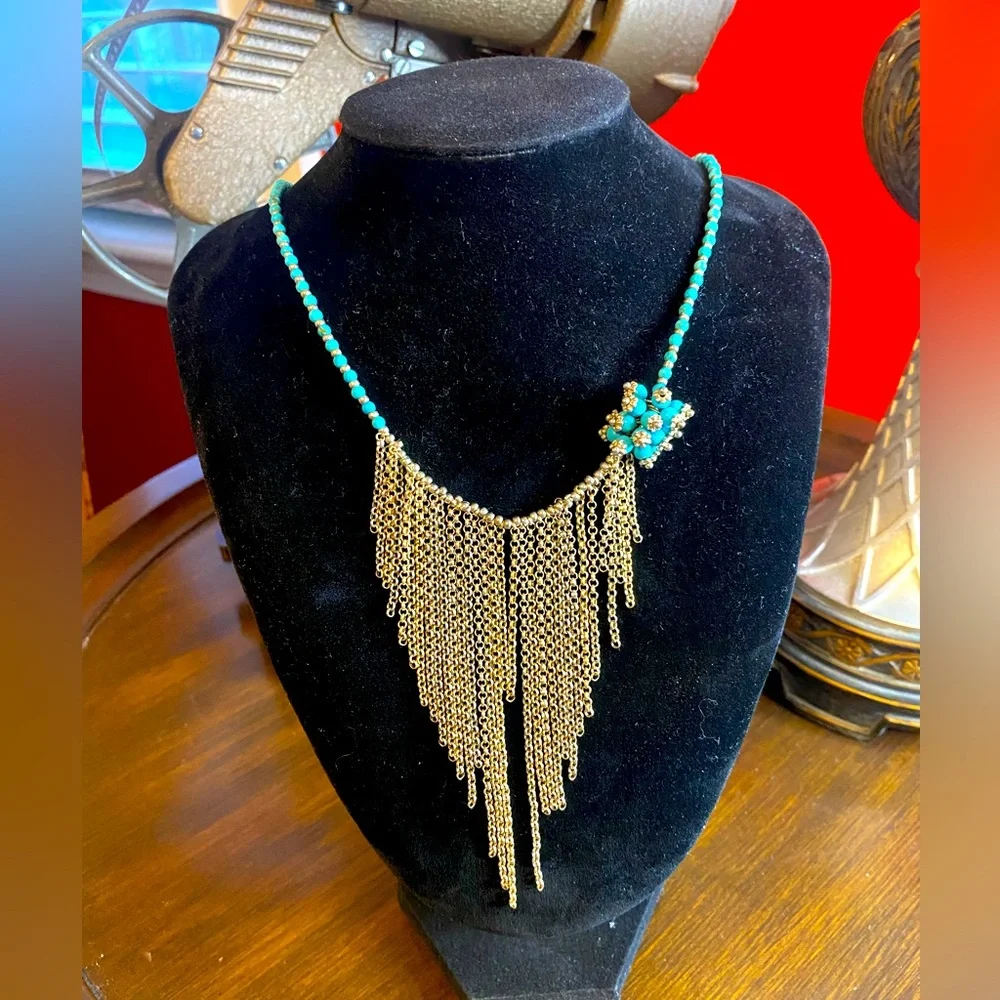 Vintage HANDPICKED Brand Gold-Tone Chain Mesh Turquoise Colored Beaded Necklace